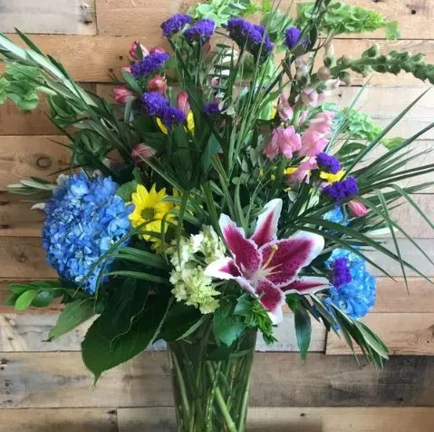 Stilly Floral